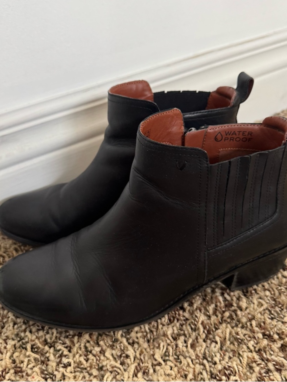 Vionic Black Leather Bethenny Boots 9.5